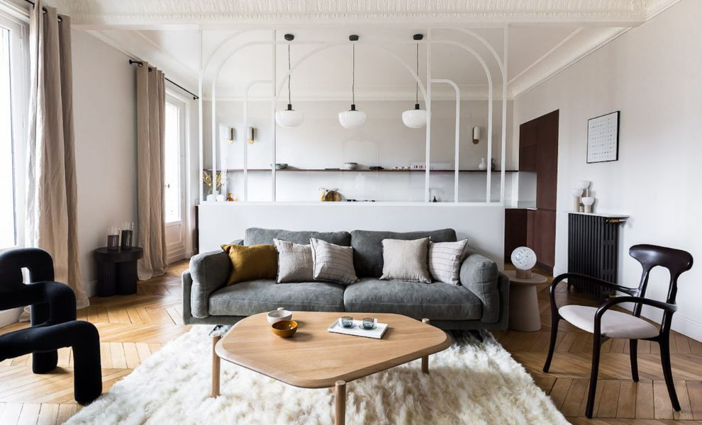 Table basse en bois : avantages, entretien et options de design